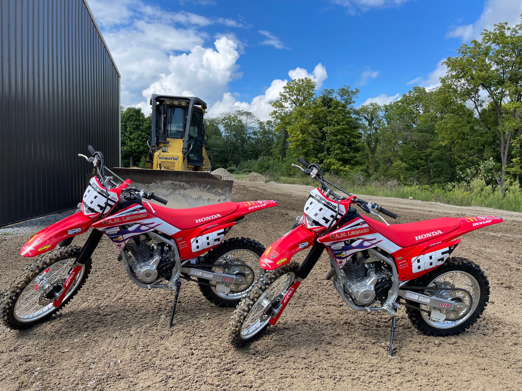 CUSTOM DIRT BIKE GRAPHIC KITS
