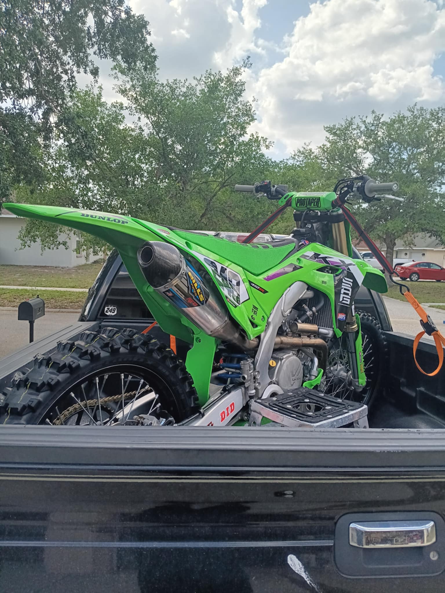 CUSTOM DIRT BIKE GRAPHIC KITS